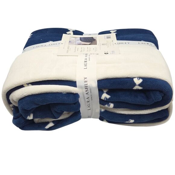 Laura Ashley Twin XL Bows Ivory And Blue Ultimate Plush Blanket Reversible 66x92 - Picture 2 of 9